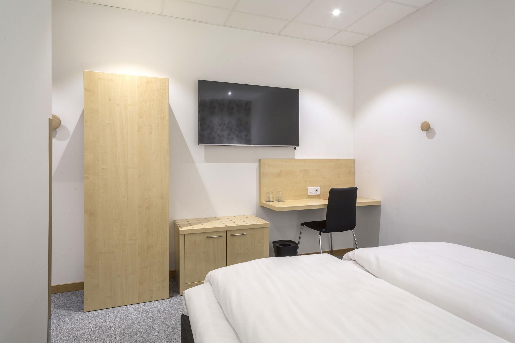 First Hotel Dragonen Umeå Extérieur photo