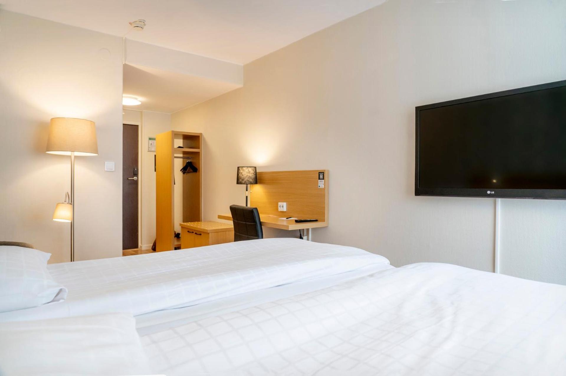 First Hotel Dragonen Umeå Extérieur photo